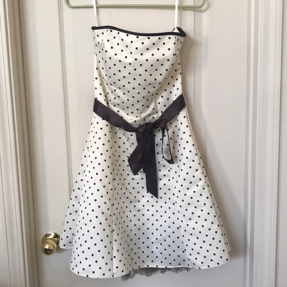 Polka dot cocktail dress strapless